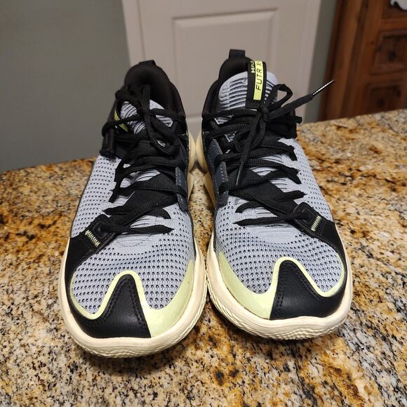 Under Armour Flow FUTR X 3 Athletic Basketball Shoes 3026630-003 Sz M8.5/W10 - Picture 9 of 13
